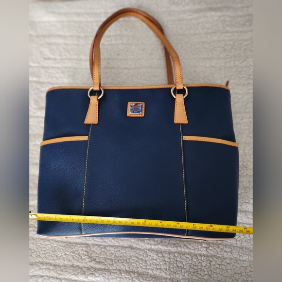 Dooney & Bourke Tote Bag - Picture 13 of 13